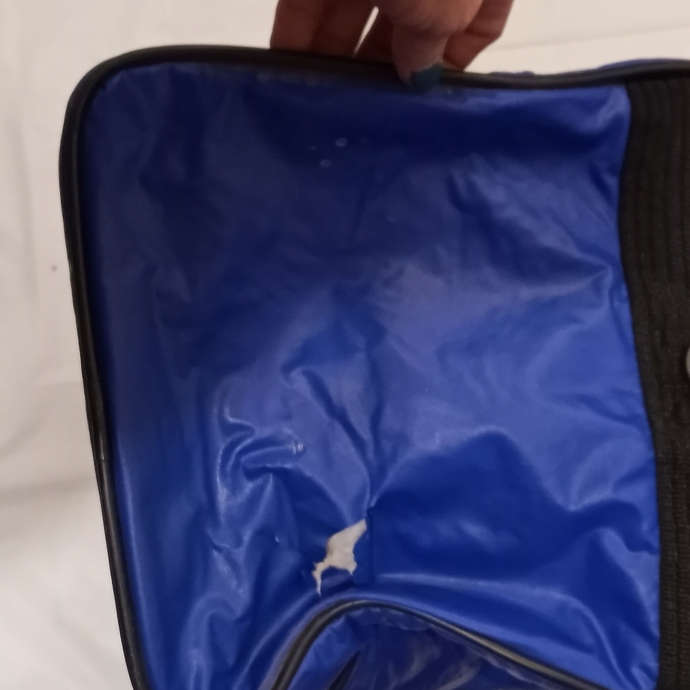 Vintage Nike soccer duffle bag - Picture 13 of 16